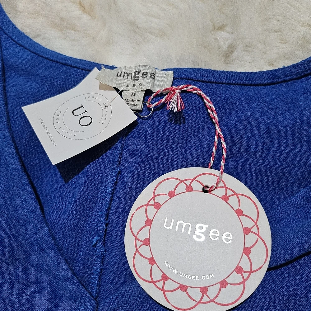 Umgee Ruffle Sleeve Top NWT - Picture 3 of 5